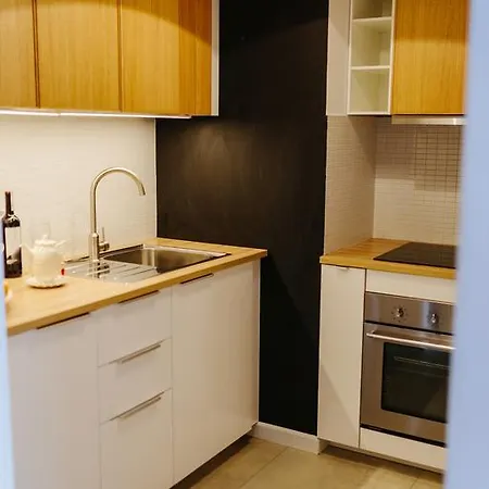 Comfortable Studio Near Slodowiec Metro Lula 华沙