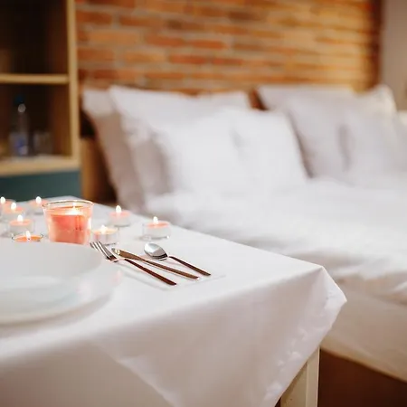 公寓 Comfortable Studio Near Slodowiec Metro Lula
