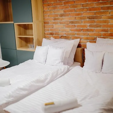 Comfortable Studio Near Slodowiec Metro Lula 公寓